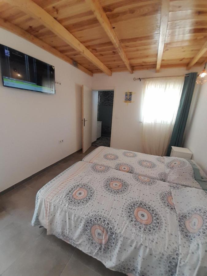 Ibiza Suite Independent Bedroom And Bathroom Albufeira Luaran gambar
