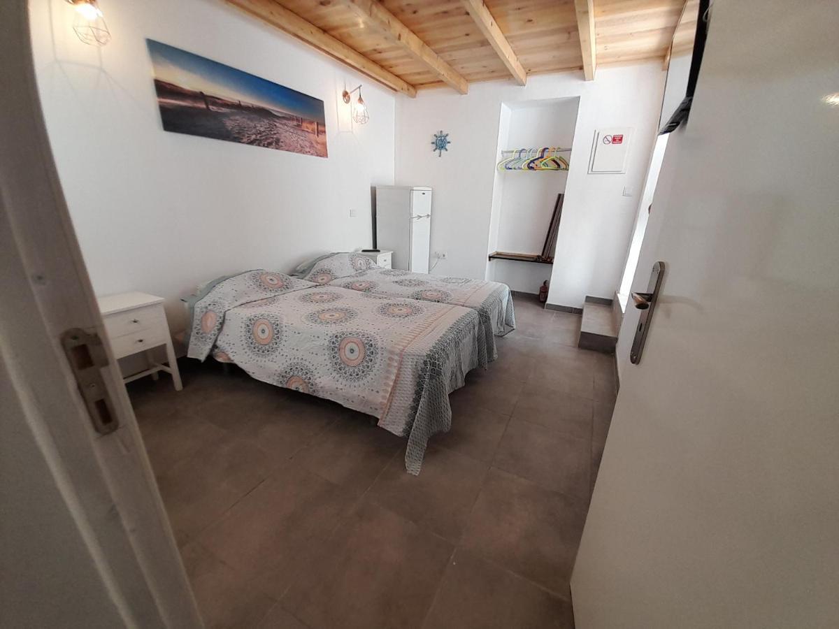 Ibiza Suite Independent Bedroom And Bathroom Albufeira Luaran gambar
