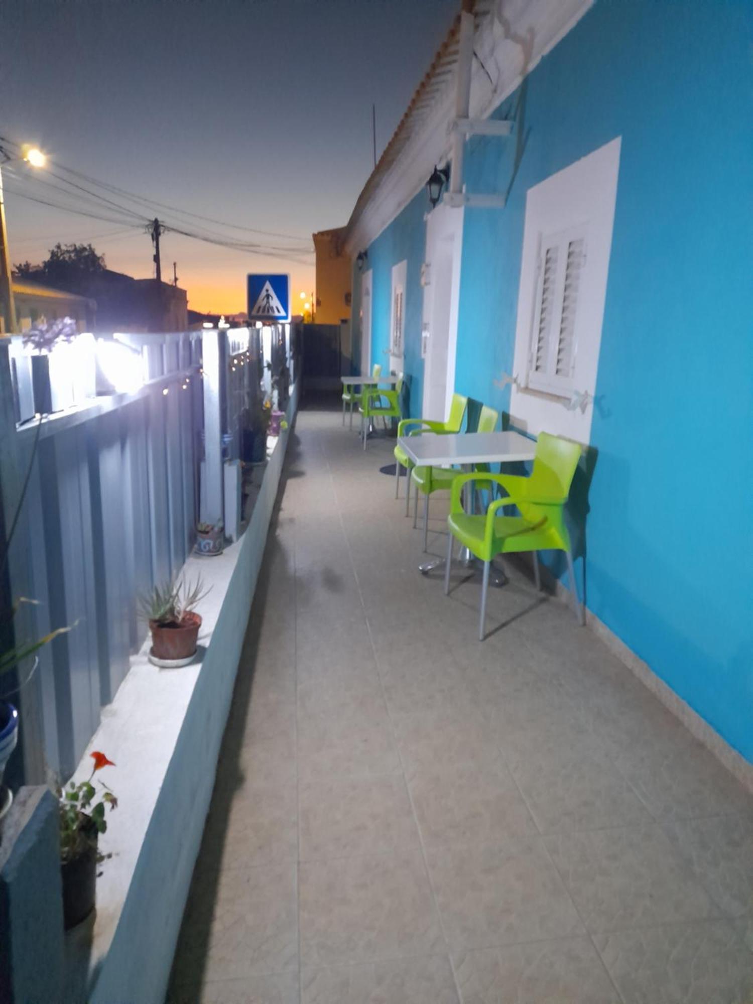 Ibiza Suite Independent Bedroom And Bathroom Albufeira Luaran gambar